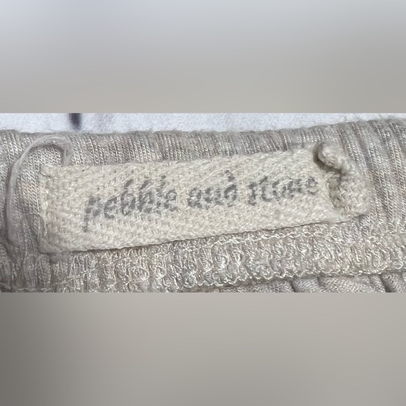 2/$20 Sale Pebble and Stone Off-The-Shoulder Fringe Top - Picture 2 of 3